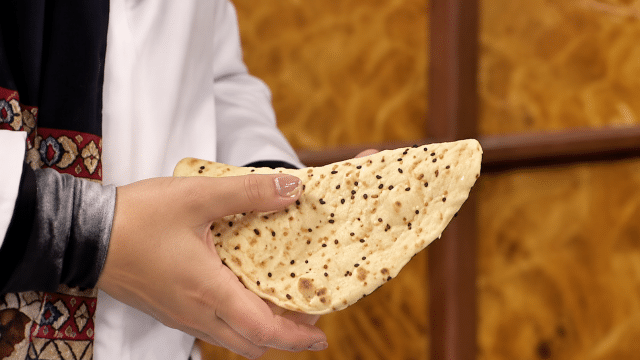 آموزش نان تافتون – بهاره سلامات